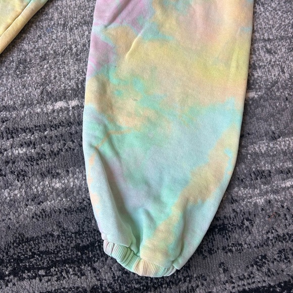 JOHN ELLIOT Designer Marbled Tie Dye Beach Sweatpants & Hoodie Set - Picture 2 of 11
